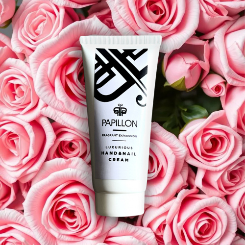 London Hand & Nail cream Inspired by My Burberry (Burberry)